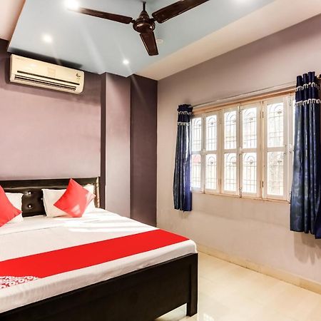 Spot On 45585 Hotel Aakash Ganga Varanasi Exterior photo